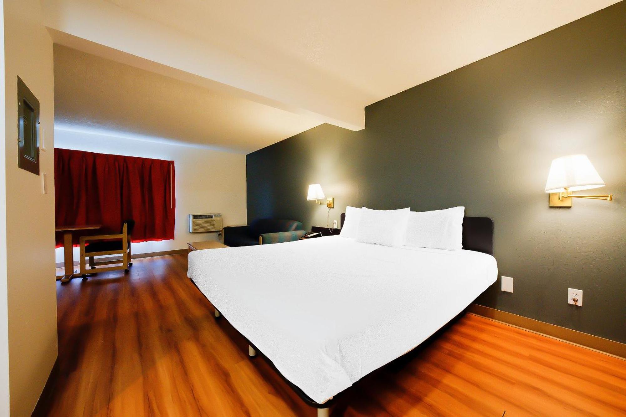 Oyo Hotel Hermiston Or, Downtown Bagian luar foto