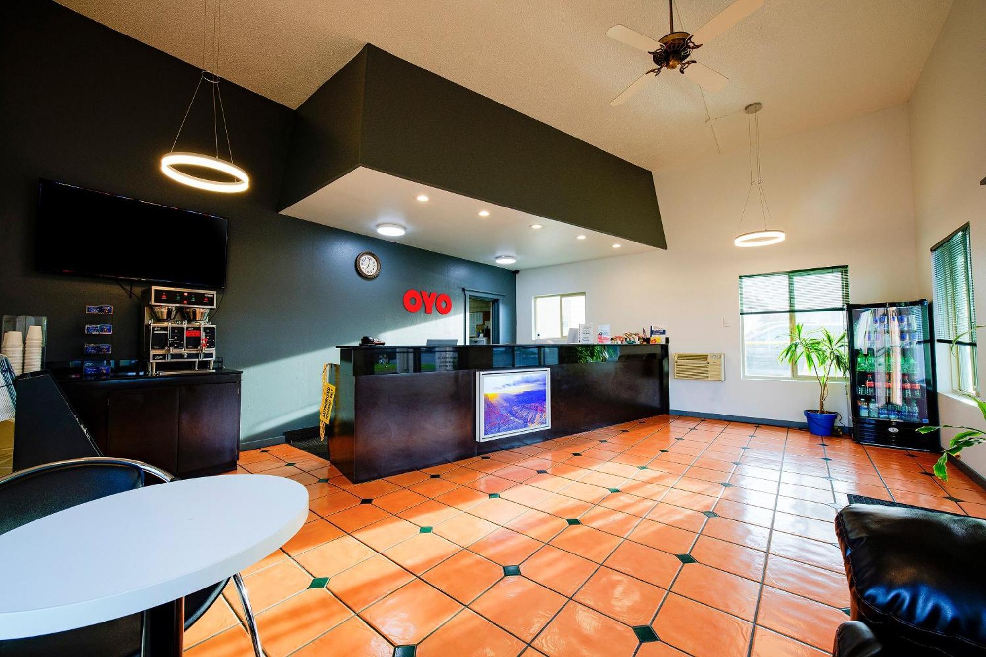 Oyo Hotel Hermiston Or, Downtown Bagian luar foto